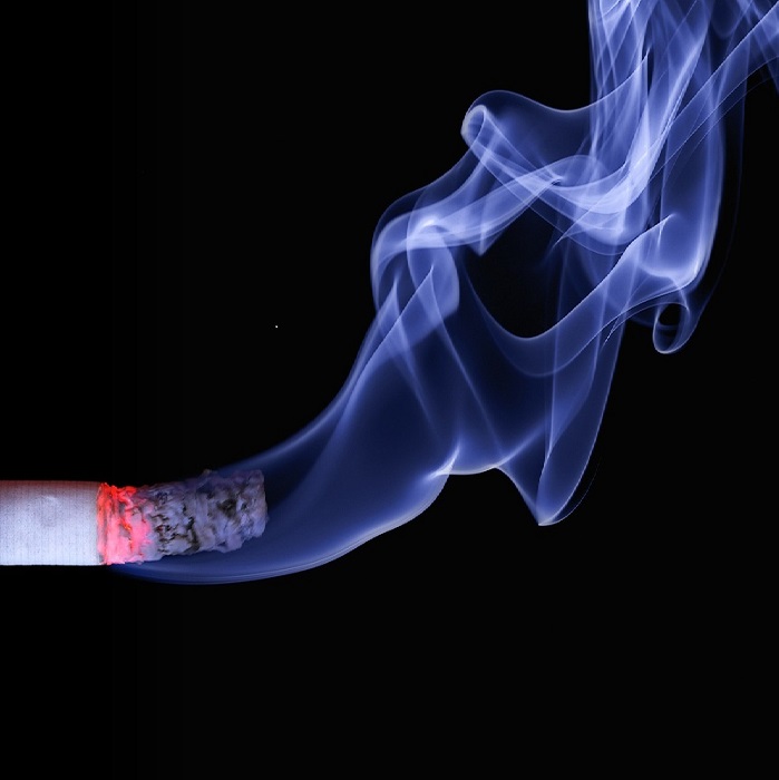 A burning cigaratte